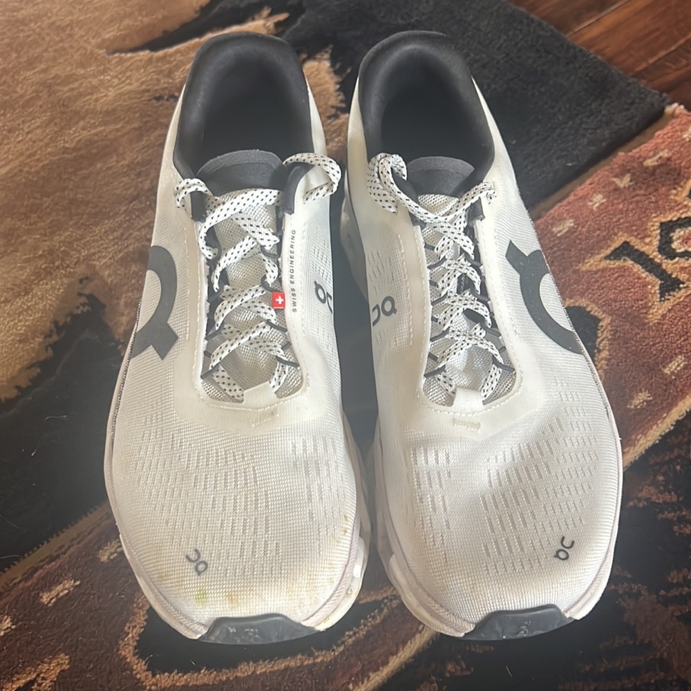 Oncloud Shoes - Picture 2 of 10